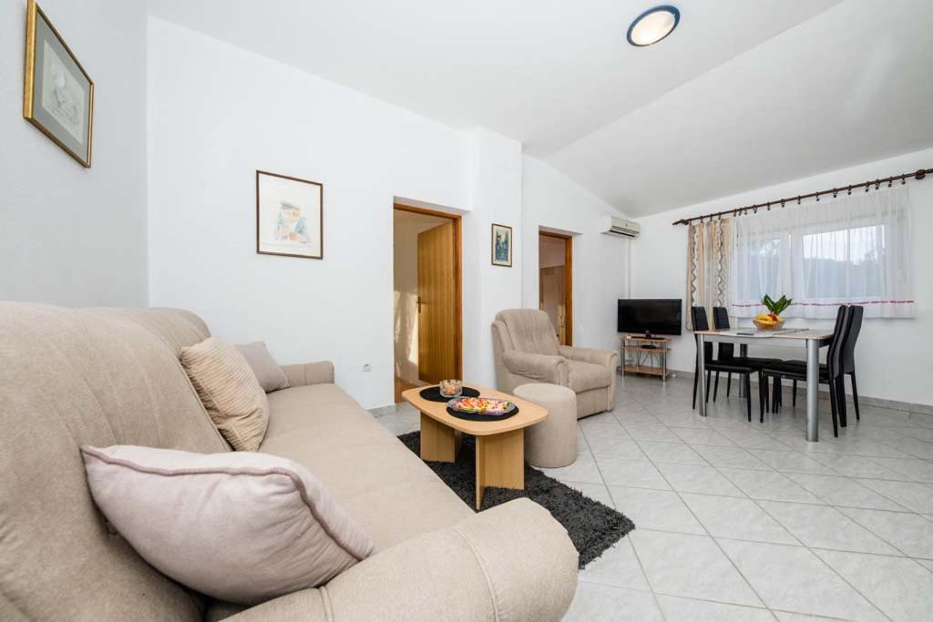 Apartmani Luka Banjol Ngoại thất bức ảnh