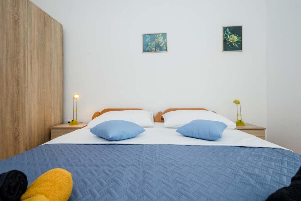 Apartmani Luka Banjol Ngoại thất bức ảnh