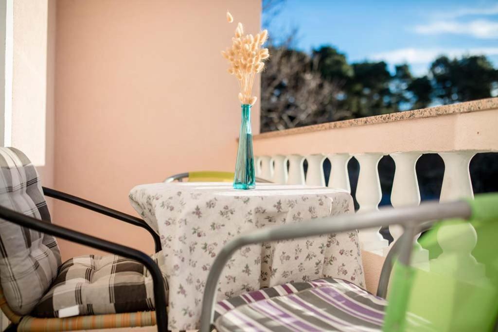 Apartmani Luka Banjol Ngoại thất bức ảnh