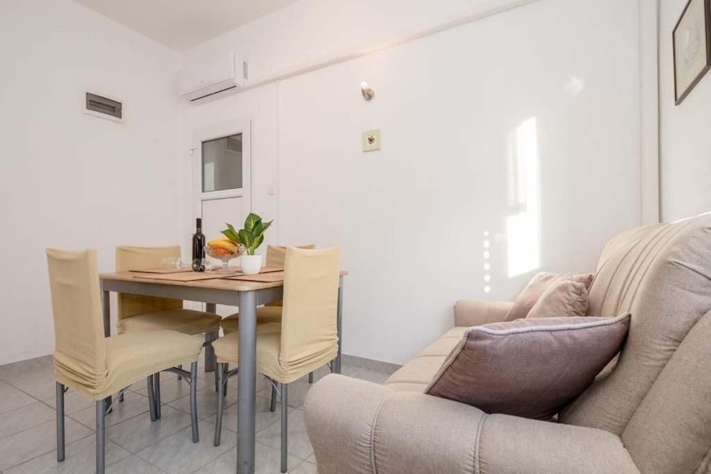 Apartmani Luka Banjol Ngoại thất bức ảnh