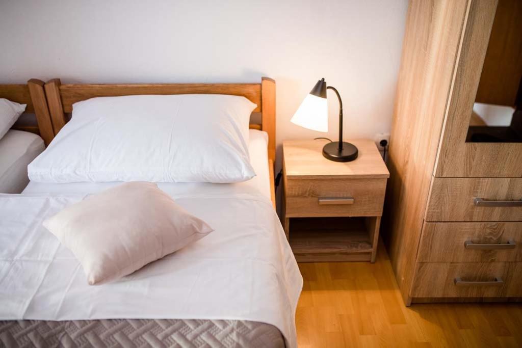 Apartmani Luka Banjol Ngoại thất bức ảnh