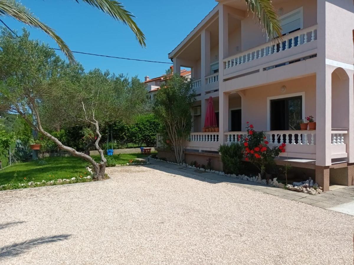 Apartmani Luka Banjol Ngoại thất bức ảnh
