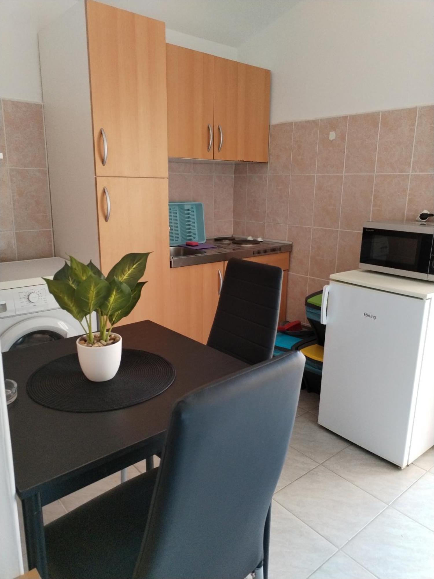 Apartmani Luka Banjol Phòng bức ảnh