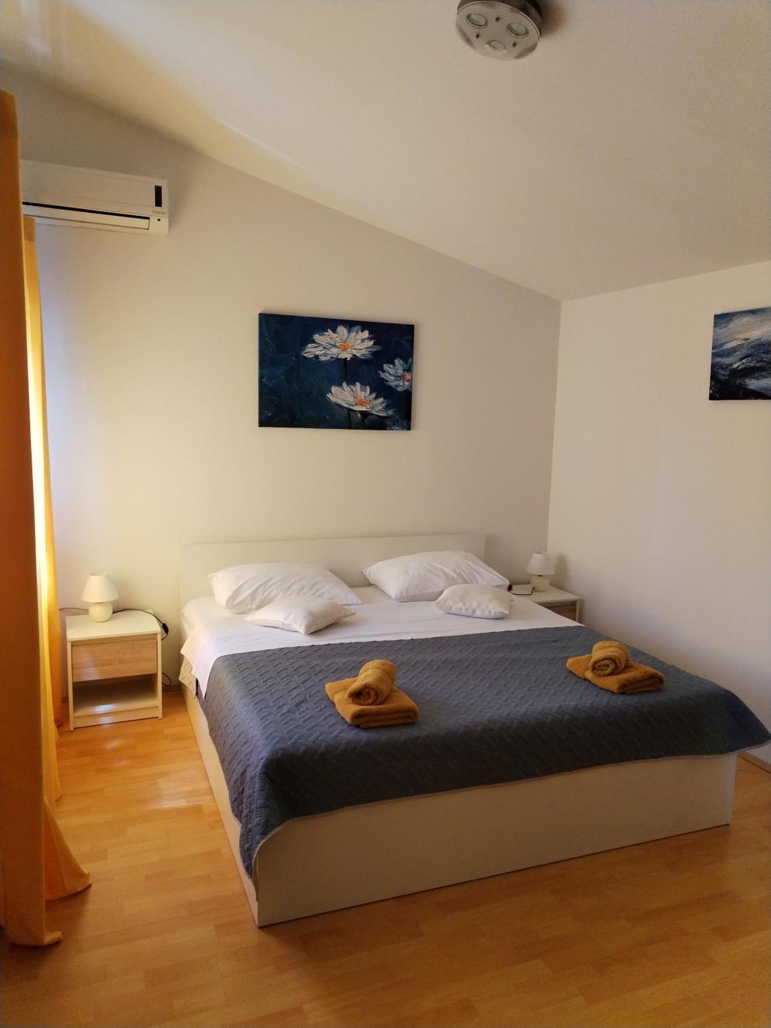 Apartmani Luka Banjol Phòng bức ảnh